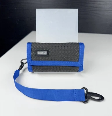 Estuche para tarjetas Think Tank 740209 píxeles bolsillo cohete para 10 tarjetas CF - 209 azul Foto 1 de 4