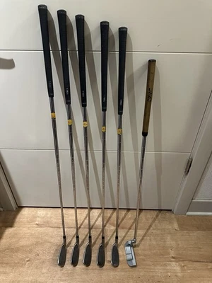 USKG UL-12 Complete Jr Iron Set + Putter 5-9 Iron US Kids Youth Junior Golf Club - Image 1 of 4