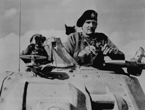 General Bernard L. Montgomery tank World War 2 WWII 8 x 12 Photo Picture - Picture 1 of 1