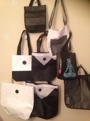 8 Lululemon Bags - Image 1 of 4