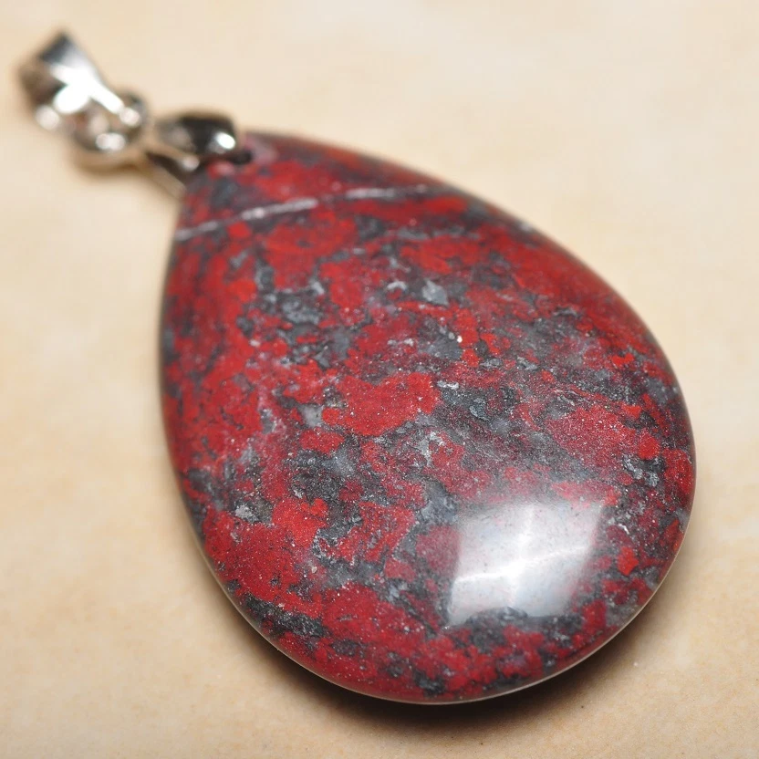 Colgante Extremadamente Rojo Piedra de Sangre Natural Jaspe 925 18K WG Cierre 1.5" #P13646 Foto 1 de 1