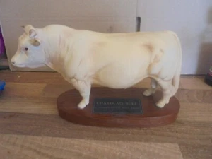 Beswick Charolais Bull Model No 2463A Wooden Plinth, Connoisseur Series RARE - Picture 1 of 4