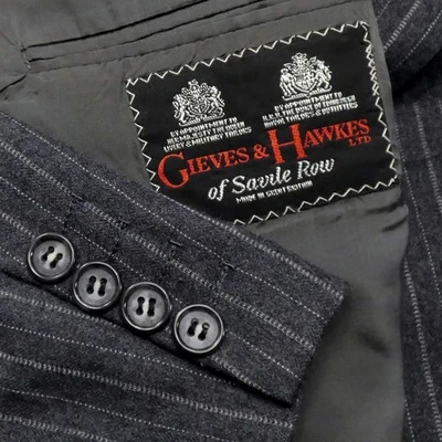 Traje De Franela Doble Raya De Colección 46 L Gieves & Hawkes Savile Row Hecho en Inglaterra Foto 1 de 4
