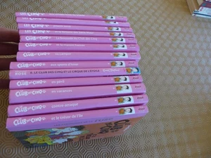 BIBLIOTHEQUE ROSE LOT de 13 LIVRES Enid Blyton LE CLUB DES CINQ Edition RECENTE - Imagen 1 de 2