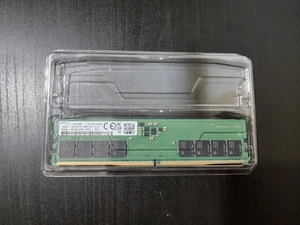 Samsung 16GB 1x16 DDR5 4800Mhz RAM UDIMM - Picture 1 of 3