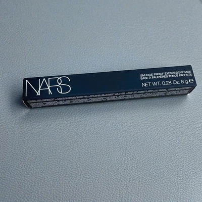 NARS Smudge Proof Eyeshadow Base Primer 15ml - Image 1 of 2
