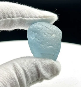 Natural Blue Topaz. 147.8 Carat Rough Earth Mined Gemstone. - Picture 1 of 11