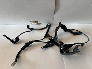 2006 - 2013 LEXUS IS250 IS350 REAR LEFT ABS SPEED & LEVELING SENSOR OEM - Picture 1 of 7