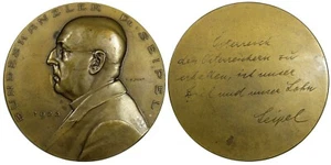 Medalla AUSTRIA 1923 Ignaz Seipel Canciller Federal de la 1ª República 60 mm (8) - Imagen 1 de 3