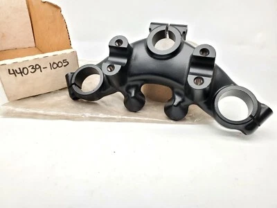 NUEVO KAWASAKI 78-80 Z1R KZ1000 Vástago de dirección Horquilla Superior Triple Árbol NOS 44039-1005 Foto 1 de 4