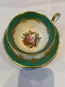 Vintage Aynsley Tea Cup & Saucer Green & Gold Signed By J.A. Bailey Roses - Picture 1 of 12
