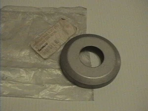 YAMAHA RD350LC XJR1300 MTO7 XT600 FZS1000 BT1100 BALL RACE COVER 2 1W1-23416-00 - Picture 1 of 3