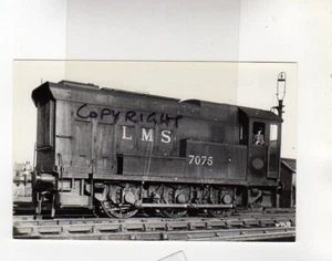 Foto ferroviaria LMS Early Diesel 7075 shunter ubicación desconocida - Imagen 1 de 1