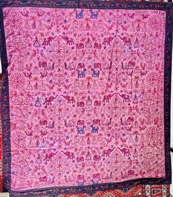 Винтажный антикварный индийский гуджарати гобелен с вышивкой, 230x218 см - Изображение 1 из 4