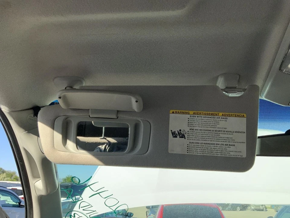 Driver Left Sun Visor Without Illumination Fits 08-19 SEQUOIA 1358915 Foto 1 de 4