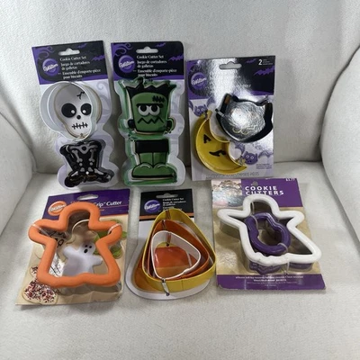 Wilton 4 juegos de cortadores de galletas de Halloween y 2 cortadores fantasmas de agarre cómodo nuevos Foto 1 de 4