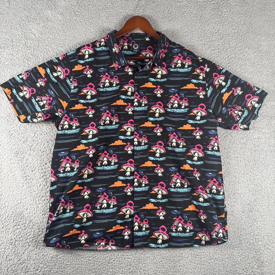 Camisa Neff Psicodélica Bosque de Setas Para Hombres 2XL Negra Botón Cara Smiley Patinador Foto 1 de 4