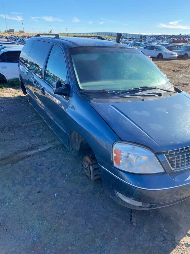 Б/у воздухоочиститель в сборе подходит: 2006 Ford Freestar класса A - Изображение 1 из 4