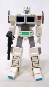 Hasbro Transformers R.E.D. Series G1 Universe Ultra Magnus 6" Figure - Picture 1 of 3