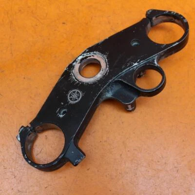 Yamaha YZF R1 2000 2001 OEM HORQUILLAS ABRAZADERA DE ÁRBOL TRIPLE SUPERIOR Foto 1 de 4