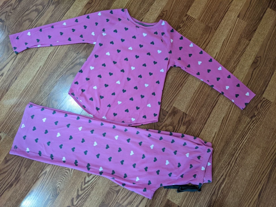 Sonoma Fleece PJ Set Pink w/ gray white Hearts Soft & Comfy Crew top pants Euc M - Image 1 of 3