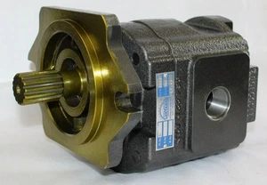 Bomba Hidráulica Volvo BL60 (Referencia Nº VOE11881939, 11881939, VOE 11881939) - Imagen 1 de 2
