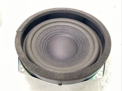 2010 LEXUS RX450H 2010-2012 RX350 Subwoofer Speaker OEM 86160-0E180 - Image 1 of 4