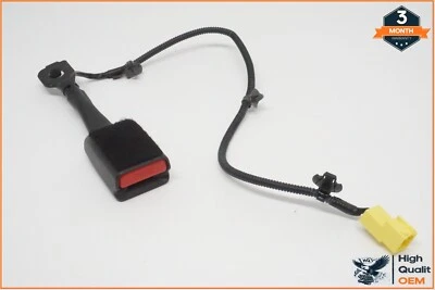 2014-2019 KIA SOUL FRONT RIGHT PASSENGER SIDE SEAT BELT BUCKLE OEM - Image 1 of 4