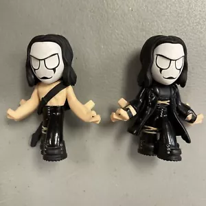 Funko Mystery Minis Horror THE CROW SET OF 2- SHIRTLESS HOT TOPIC EXCLUSIVE 1/36 - Picture 1 of 1