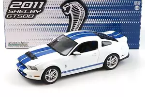 1:18 Greenlight 2011 Ford Mustang Shelby GT500 Coupe Performance white/ blue str - Bild 1 von 5