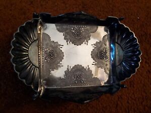 Victorian Meriden Silver Co.silver Plate 4 Footed Server Elaborate Floral Design