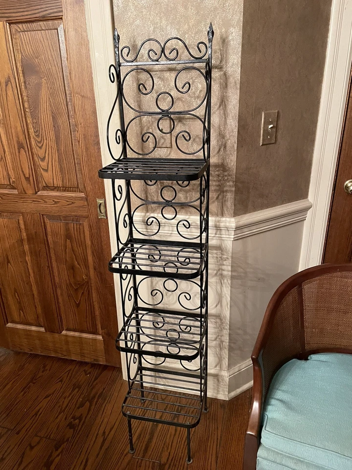Estante de alambre de metal pesado vintage de 4 niveles. - Muy bueno Foto 1 de 4