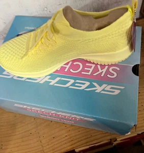 SKECHERS luftgekühlter Memory-Schaum 13098/YEL ($ 29,95 + KOSTENLOSER VERSAND) - Bild 1 von 10