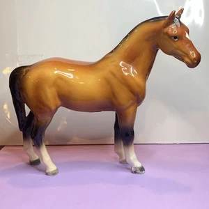 Porzellan Bay Horse Shadford Blue Ribbon Sammlerstück - Bild 1 von 8