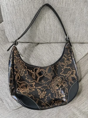 Maxx New York Shoulder Bag leather embossed leaves Half-moon Y2K Retro - Image 1 of 4