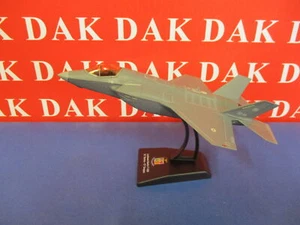 Die cast 1/100 Modellino Aereo Aircraft Lockheed Martin F-35B 32 Stormo 13 Grupp - Foto 1 di 5