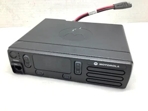 Motorola CM200d Digital Mobile Radio AAM01QNC9JA1AN - Picture 1 of 5