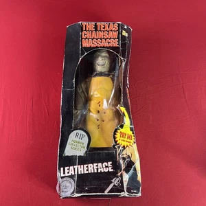 1999 Texas Chainsaw Leatherface 18" Talking Action Figure (491886)  - Untested - Picture 1 of 9