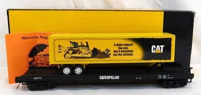 MTH 20-98563 Caterpillar O Premier Flat Car w/ 48' Trailer Advertising 1/48 O - Image 1 of 4