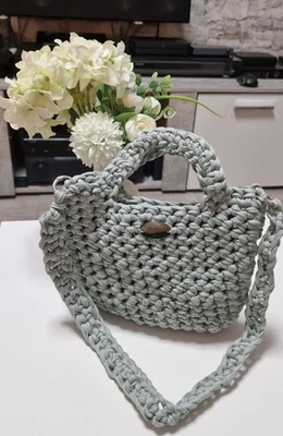 Selbst Gehäkelte Handtasche, Eigene Handarbeit - Bild 1 von 4