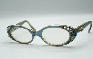 Schöne Brille - Bild 1 von 12