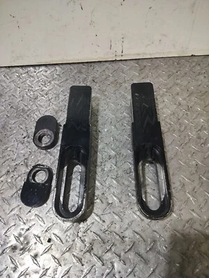 Extensiones de basculante atornilladas Suzuki GSXR 600 750 2006-2009  Foto 1 de 4