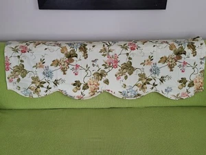 Waverly Napoli Cameo Cotton Scalloped Valance Cream Grapes Figs Flowers 50 X 18 - Picture 1 of 6