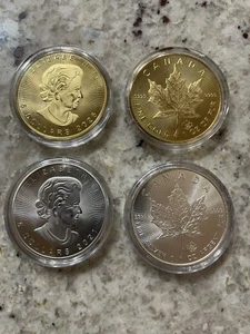 Lot Of 4x 1 Oz . Canada Maple Leaf 999 Silver/Gold Plated Metal Coins-2x Of Each - Picture 1 of 7