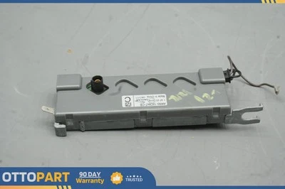 Receptor amplificador antena lateral derecho trasero Jaguar XJ 2010-2015 AW93-18C847-CB Foto 1 de 4