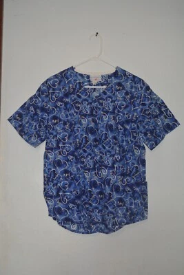 Peaches Women’s Medium Blue Hearts Love  LOVH 100% Cotton Scrub Top - Image 1 of 4