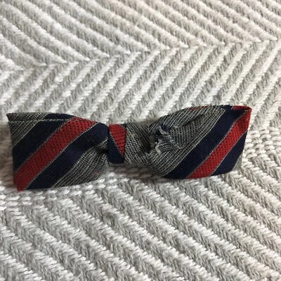 Red Gray Navy Blue Diagonal Stripe Vintage Evergrip Jr Clip On Bowtie *flaw - Image 1 of 3