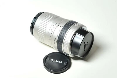 Sigma Zoom 100-300mm F4.5-6.7 DL AF for Canon Film Silver "Attention" [2103189] - Image 1 of 4