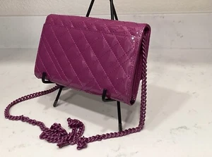 KURT GEIGER MINI SHOULDER BAG CHAIN WALLET PURPLE DRENCH PATENT LEATHER - Picture 1 of 7