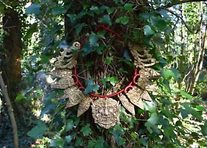 Survivor TV Show Season 28: Cagayan Immunity Necklace Prop Replica - Picture 1 of 7